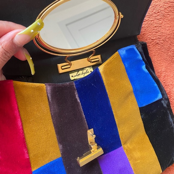 Vintage Suede shoulder bag - Picture 2 of 5